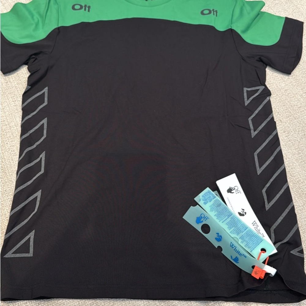 Off-White Black and Green Short Sleeve Tee